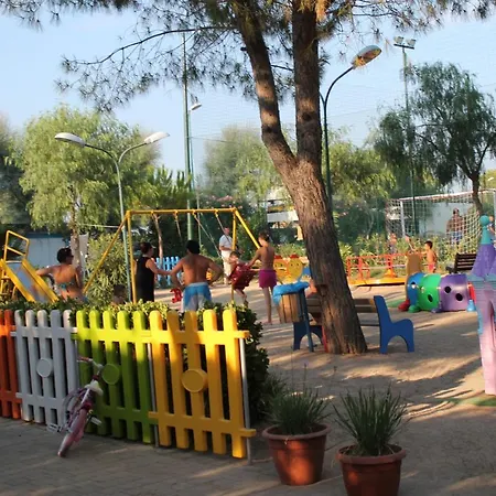Torre Castiglione Campsite *